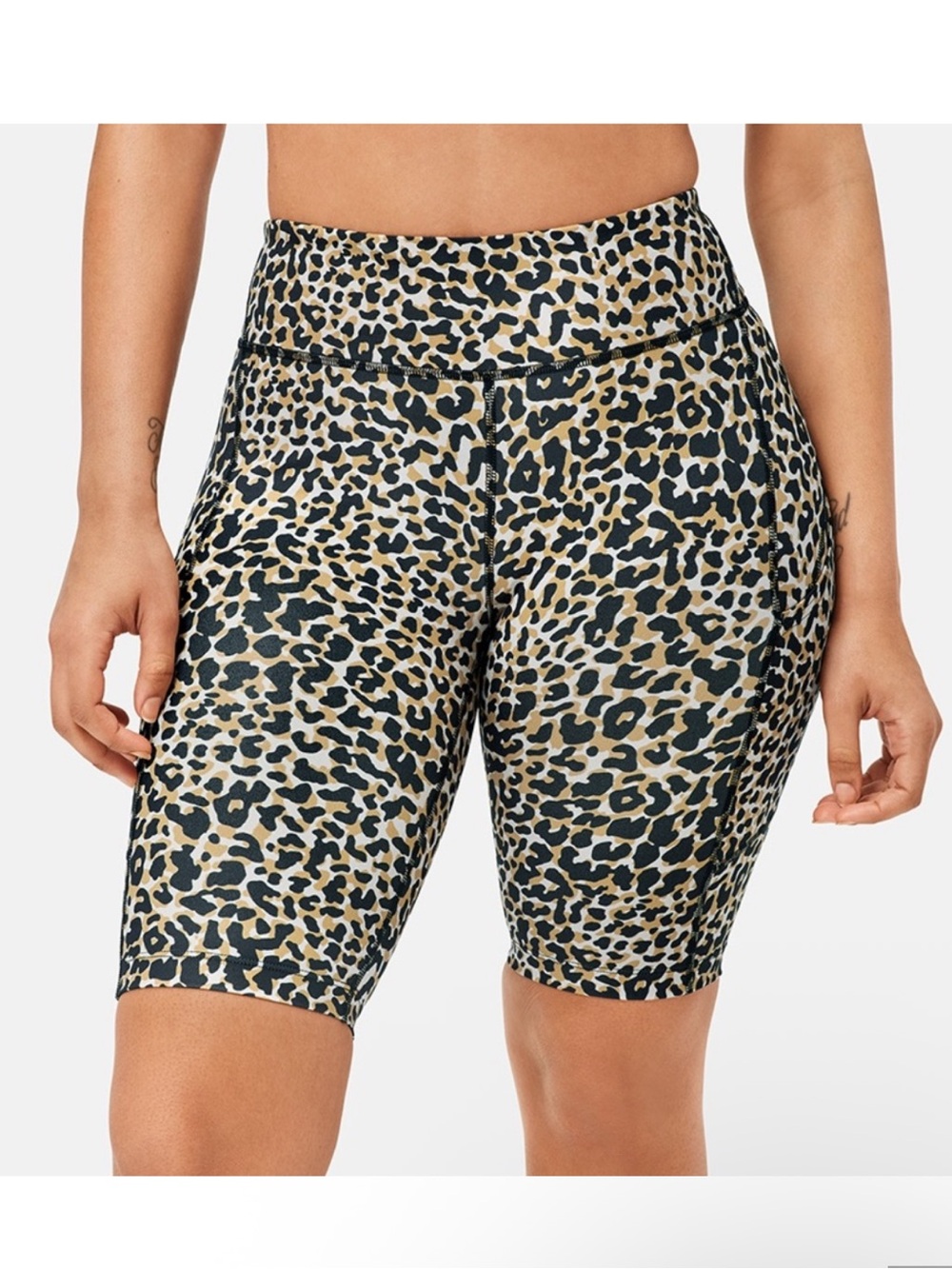 EUC Outdoor Voices Zoom 10" Short in Leopard